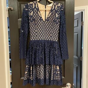 Allison Collection size S tiered navy lace long sleeve dress